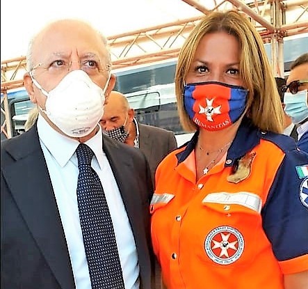 Napoli, i complimenti di De Luca all’Humanitas